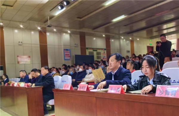 濱州市濱城區(qū)第二小學首屆讀書節(jié)暨“儒風校園”創(chuàng)建啟動儀式舉行 