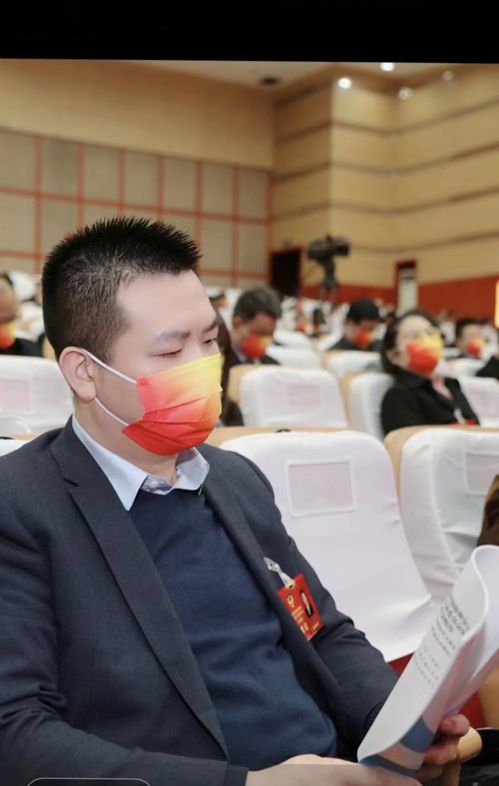 許小軍:員工下班在外用餐后回家途中被撞，能否認(rèn)定為工傷？