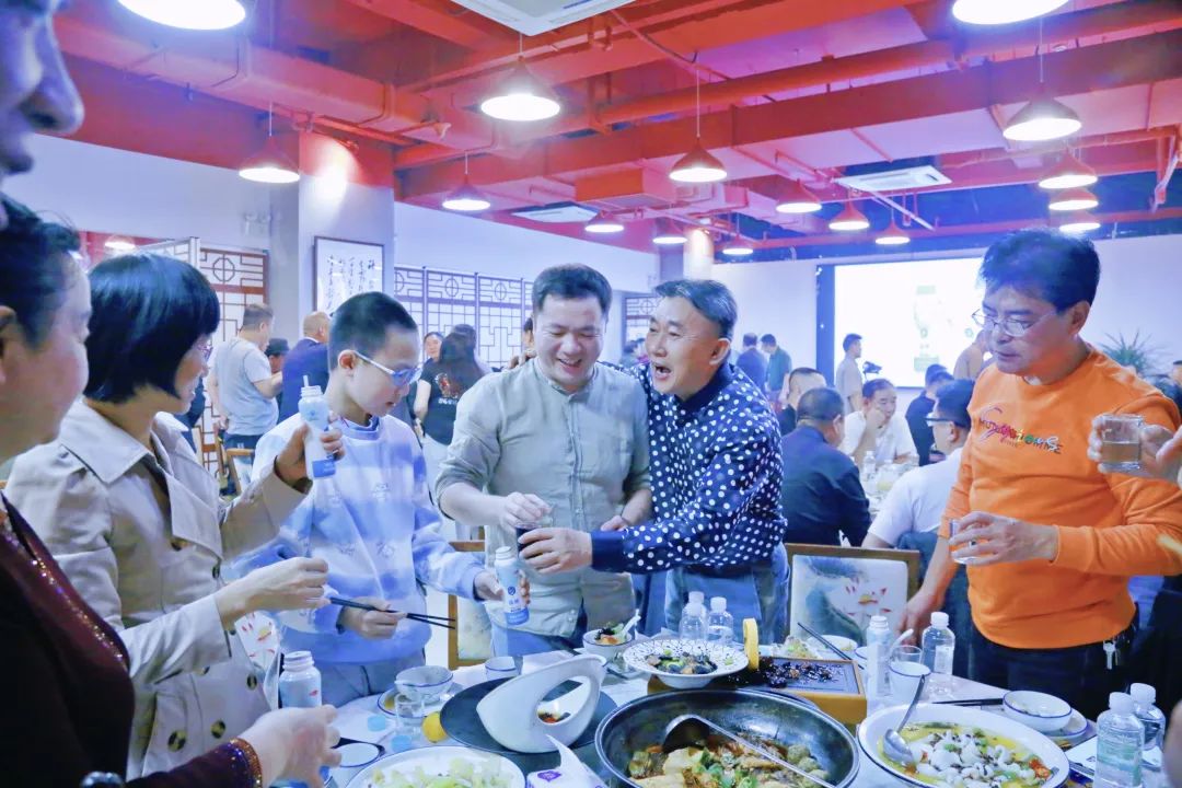 1698311781106638.jpg 去9.jpg